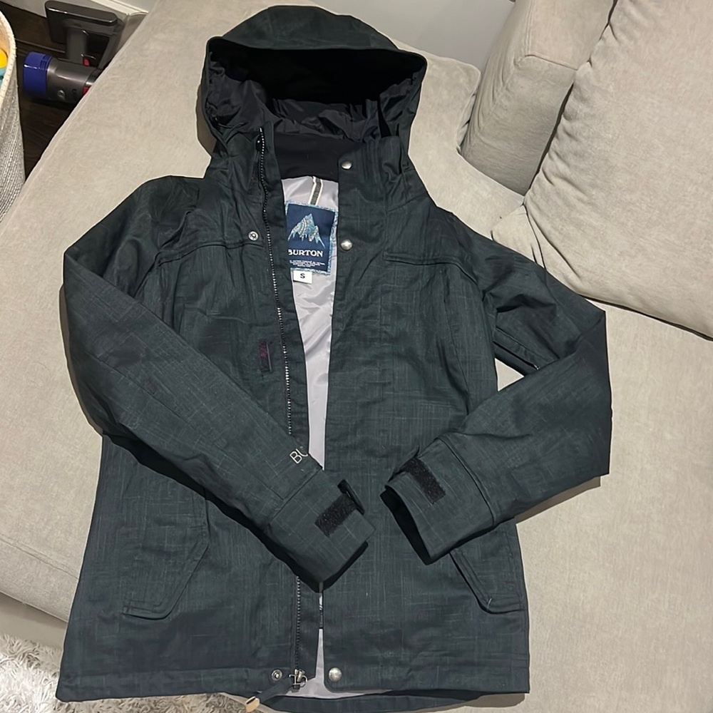 Burton ski/snowboard jacket Small